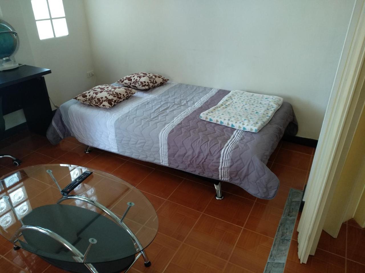 Right On The Beach House Villa Taling Ngam Beach Eksteriør bilde